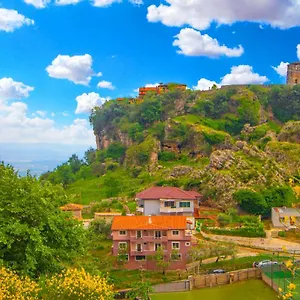https://kalaja-inn.albaniahotels.org